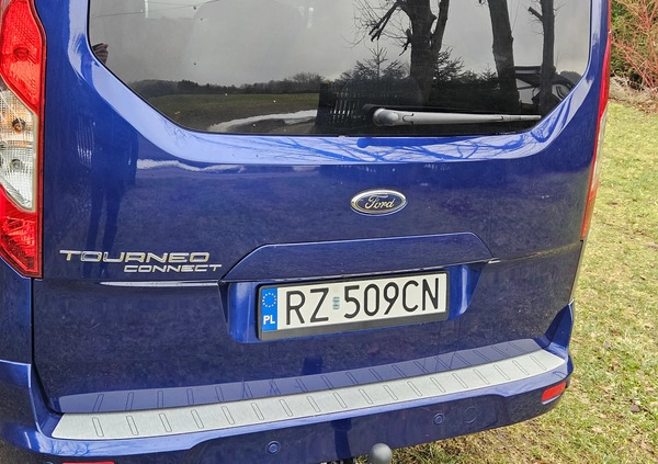 Ford Tourneo Connect cena 39900 przebieg: 154478, rok produkcji 2014 z Rzeszów małe 497